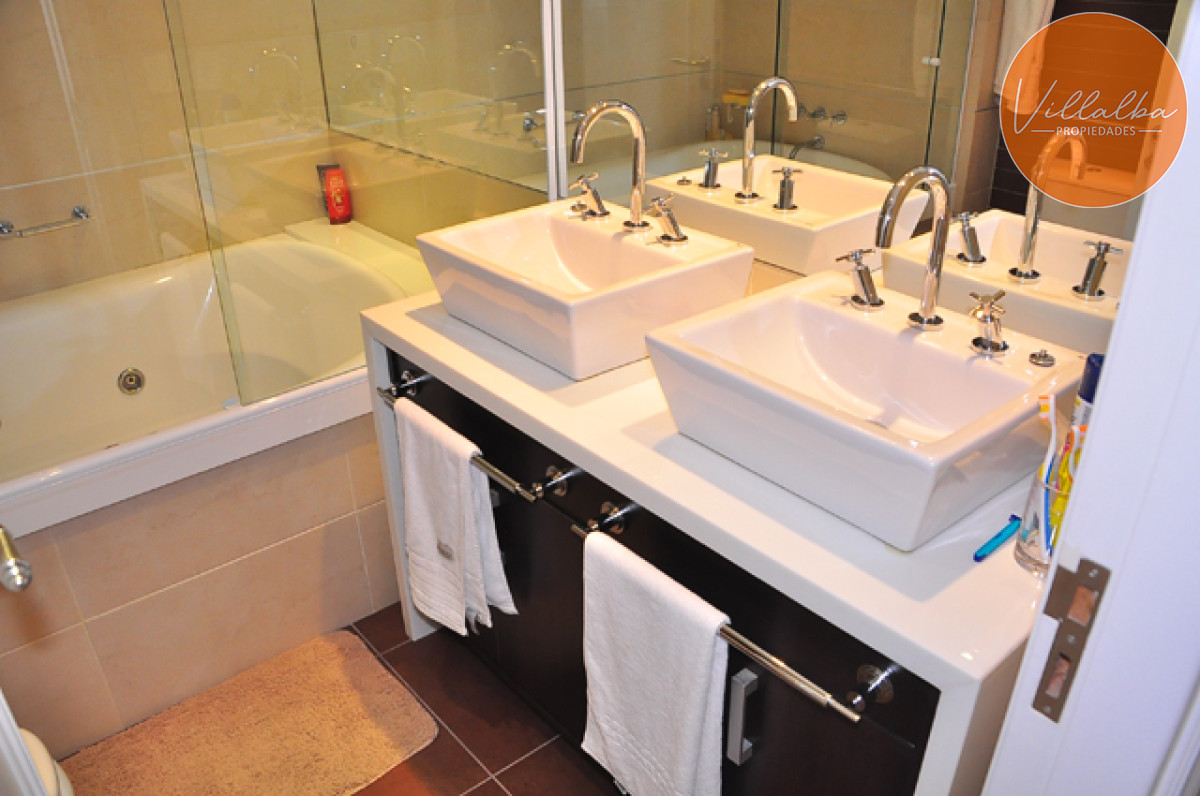 Apartamento ID.145 - IMPERIALE II  departamento de categoría frente al Mar