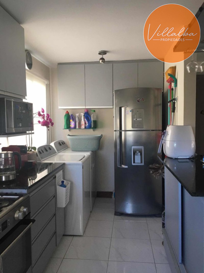 Apartamento ID.3599 - Primera línea. 3 dormitorios, terraza.