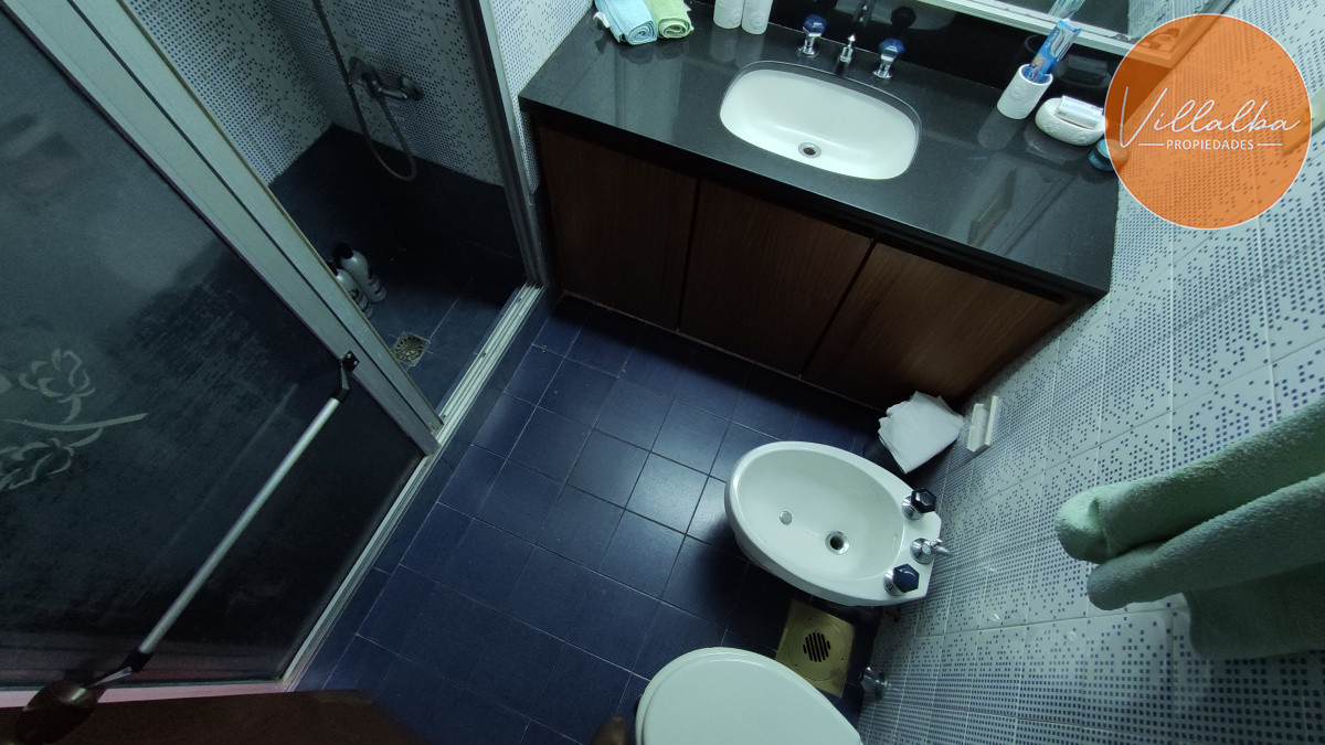 Apartamento ID.925 - BAJÓ DE PRECIO! 3 dormitorios y serv. cerca del mar