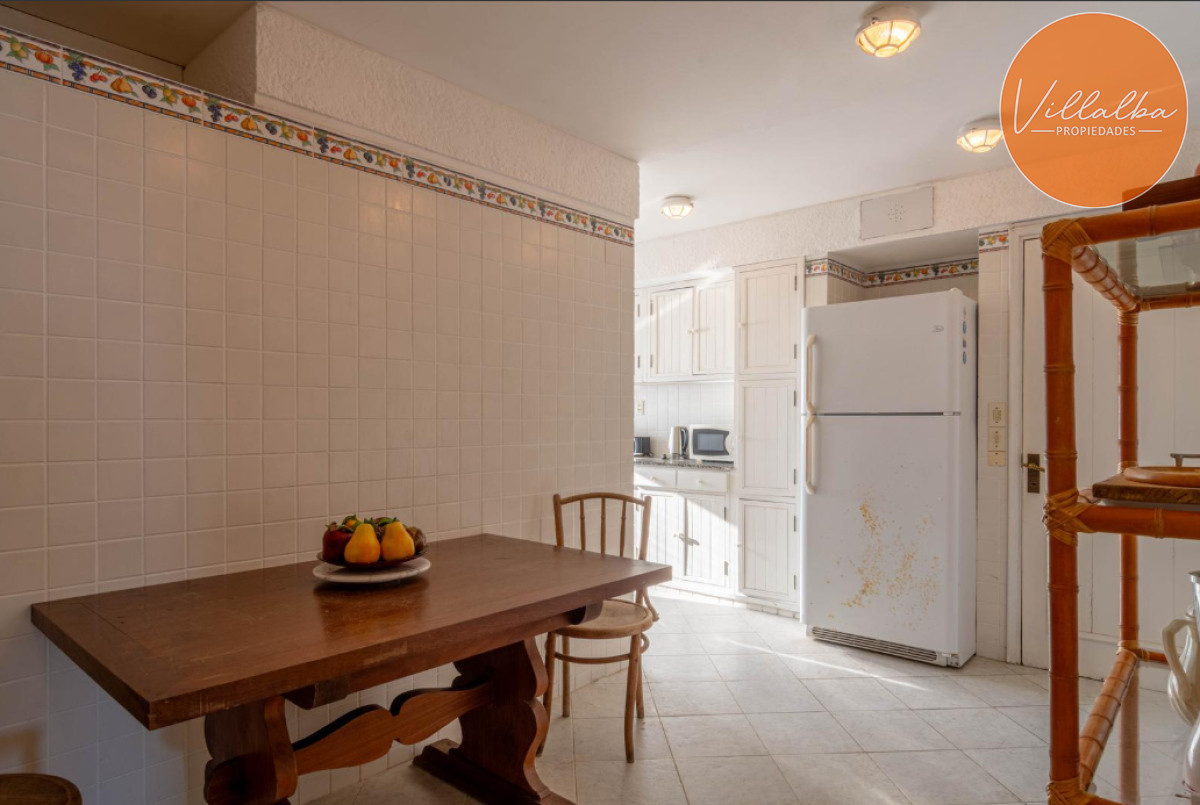Apartamento ID.3617 - PUNTA DEL ESTE VENTA DEPARTAMENTO GARDEN TOWER 