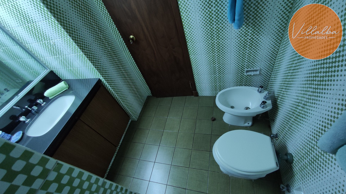 Apartamento ID.925 - BAJÓ DE PRECIO! 3 dormitorios y serv. cerca del mar