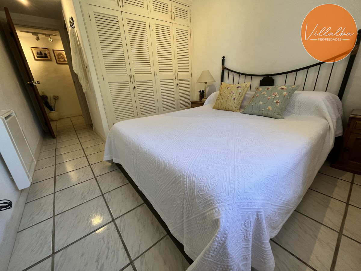 Apartamento ID.2452 - Apartamento en venta, Punta del este 200 mts del Mar