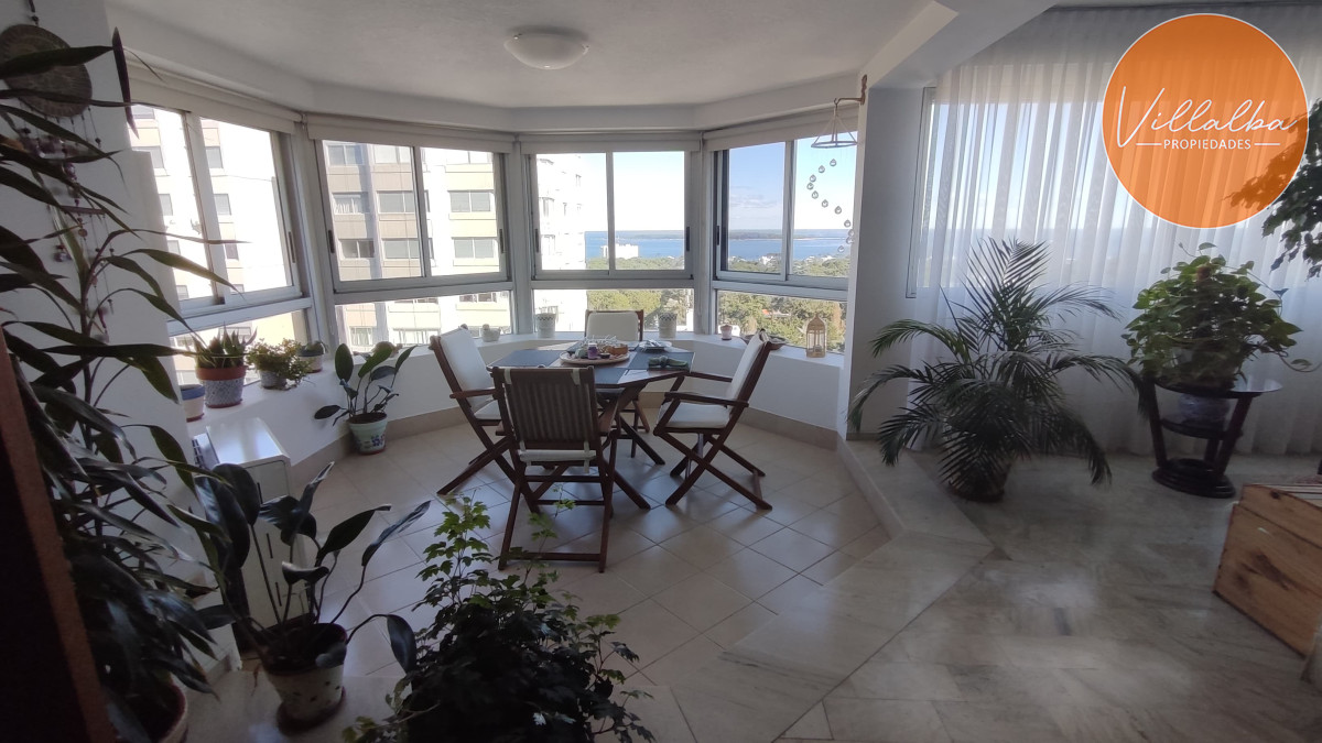 Apartamento ID.2981 - Oportunidad en venta - 3 dormitorios + dependencia! 