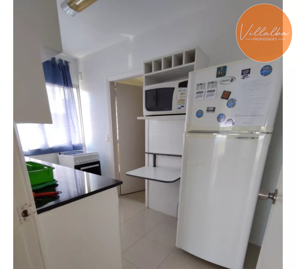 Apartamento ID.3361 - Playa Mansa. Frente al mar. 