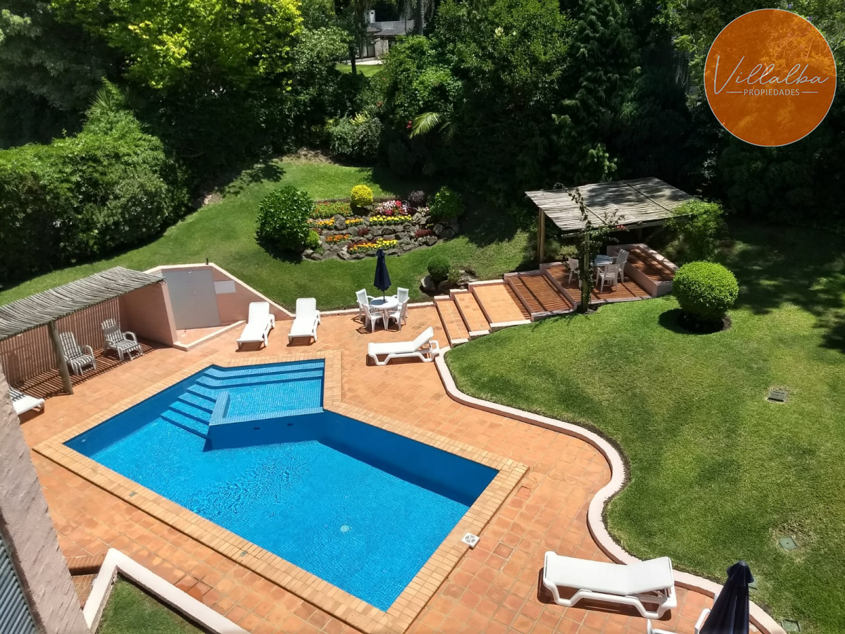 Apartamento ID.2452 - Apartamento en venta, Punta del este 200 mts del Mar