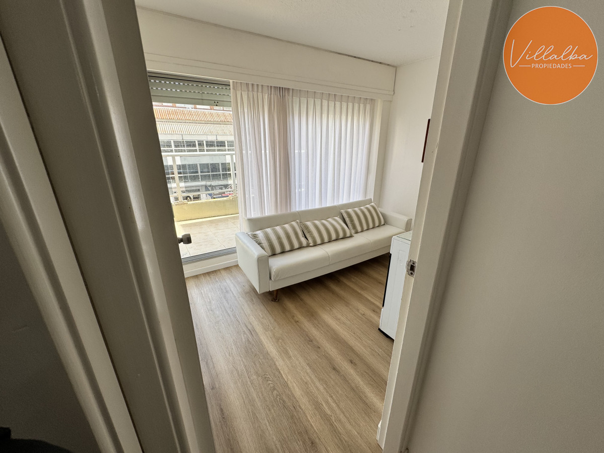 Apartamento ID.3761 - Alquiler de temporada - Apartamento 3 dormitorios en Península, Punta del Este