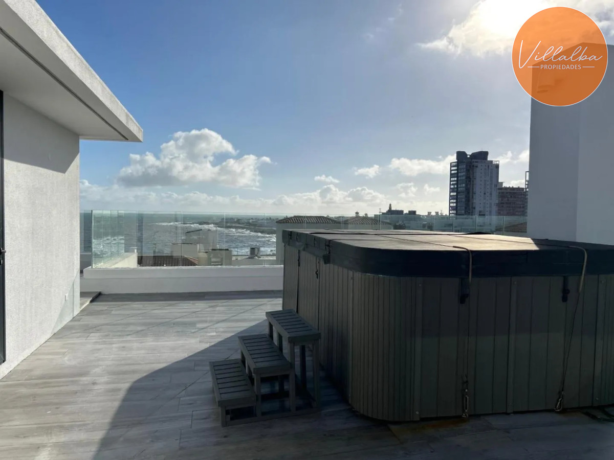 Apartamento ID.3649 - Increíble Penthouse en Primera Línea de La Brava – Península de Punta del Este