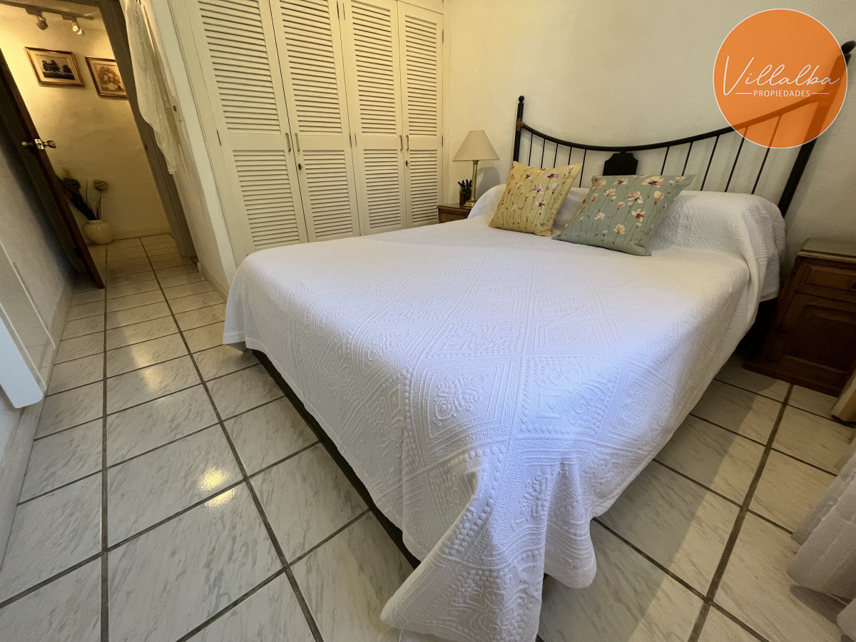 Apartamento ID.2452 - Apartamento en venta, Punta del este 200 mts del Mar