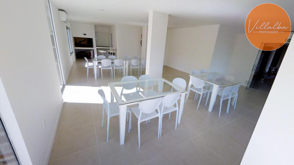 Apartamento ID.41 - Oportunidad Playa Mansa 3 dormitorios.