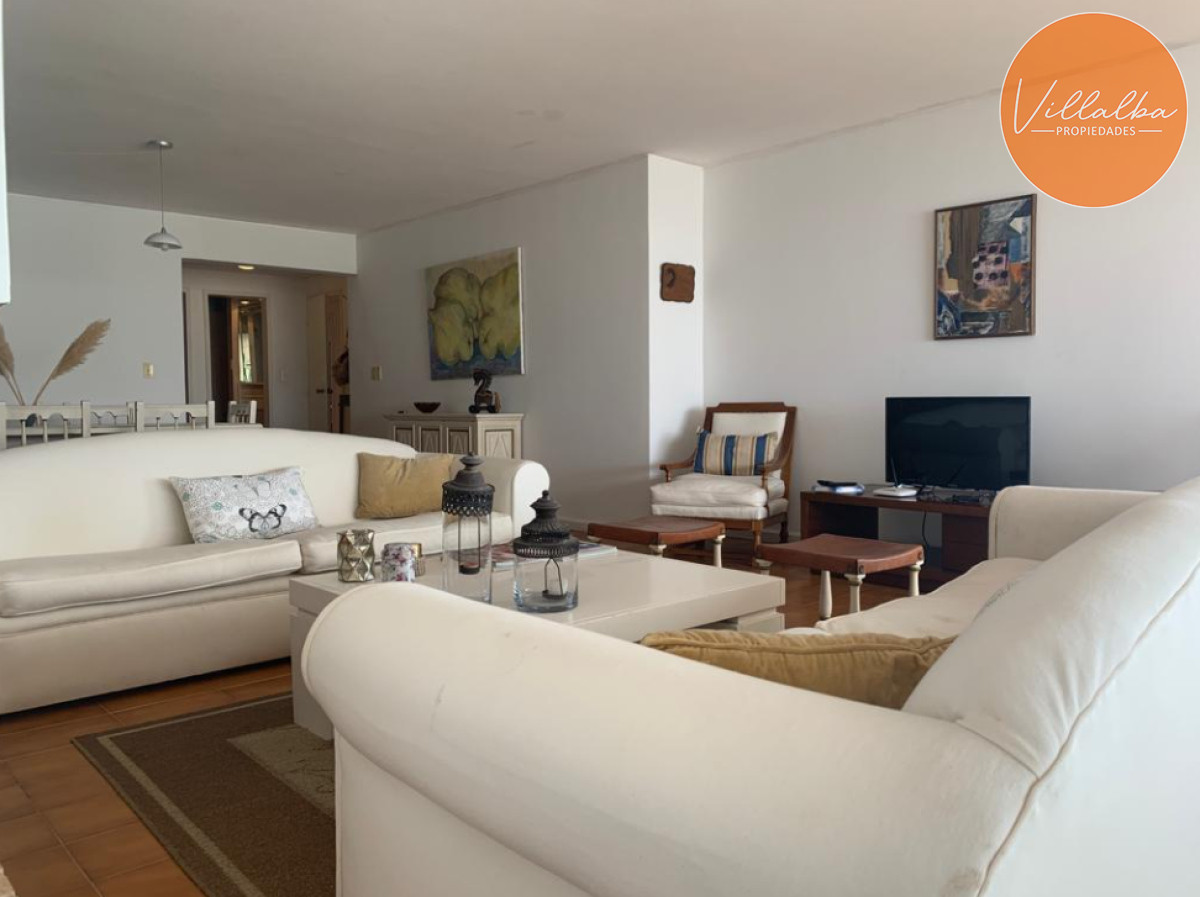 Apartamento ID.3618 - 3 suites + dependencia, 2 garajes. Vista espectacular