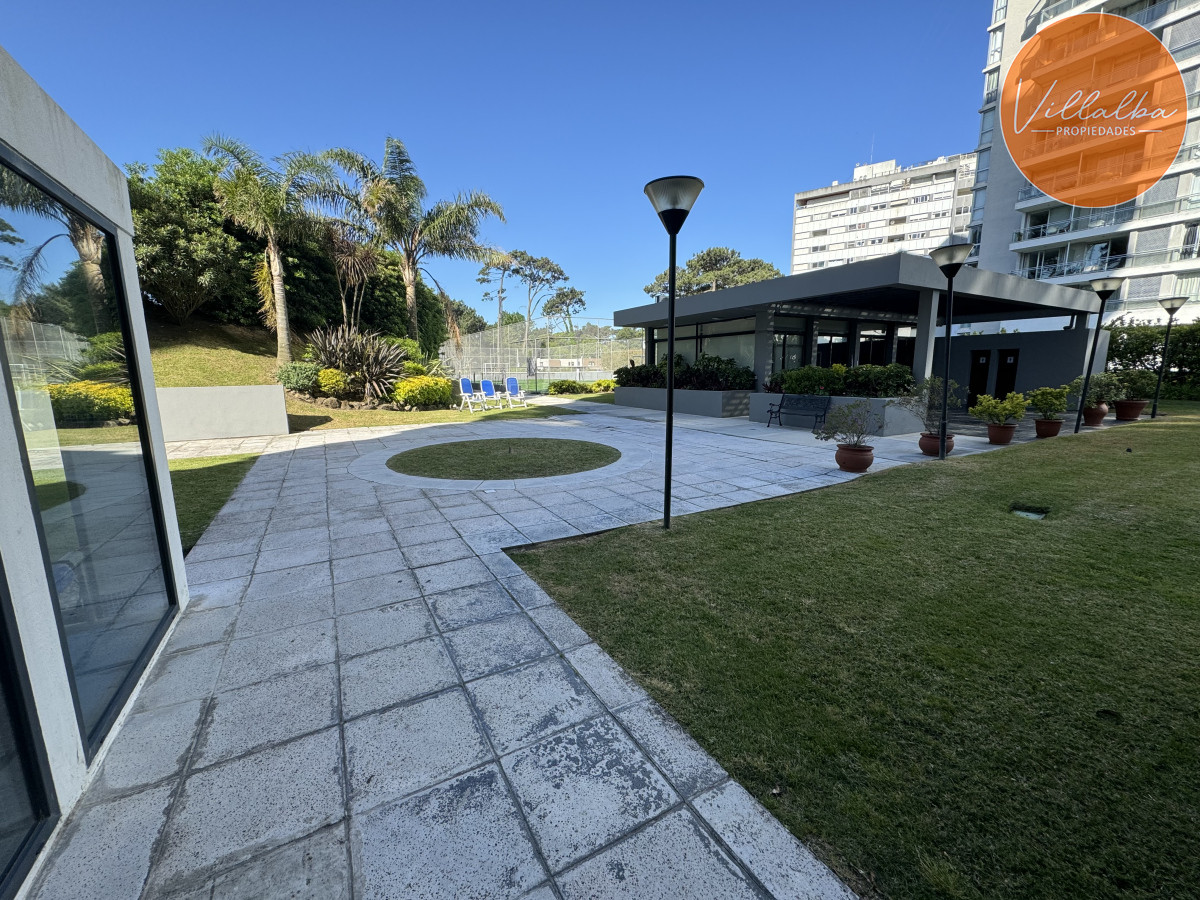 Apartamento ID.1462 - Venta apartamento 3 dormitorios Roosevelt 