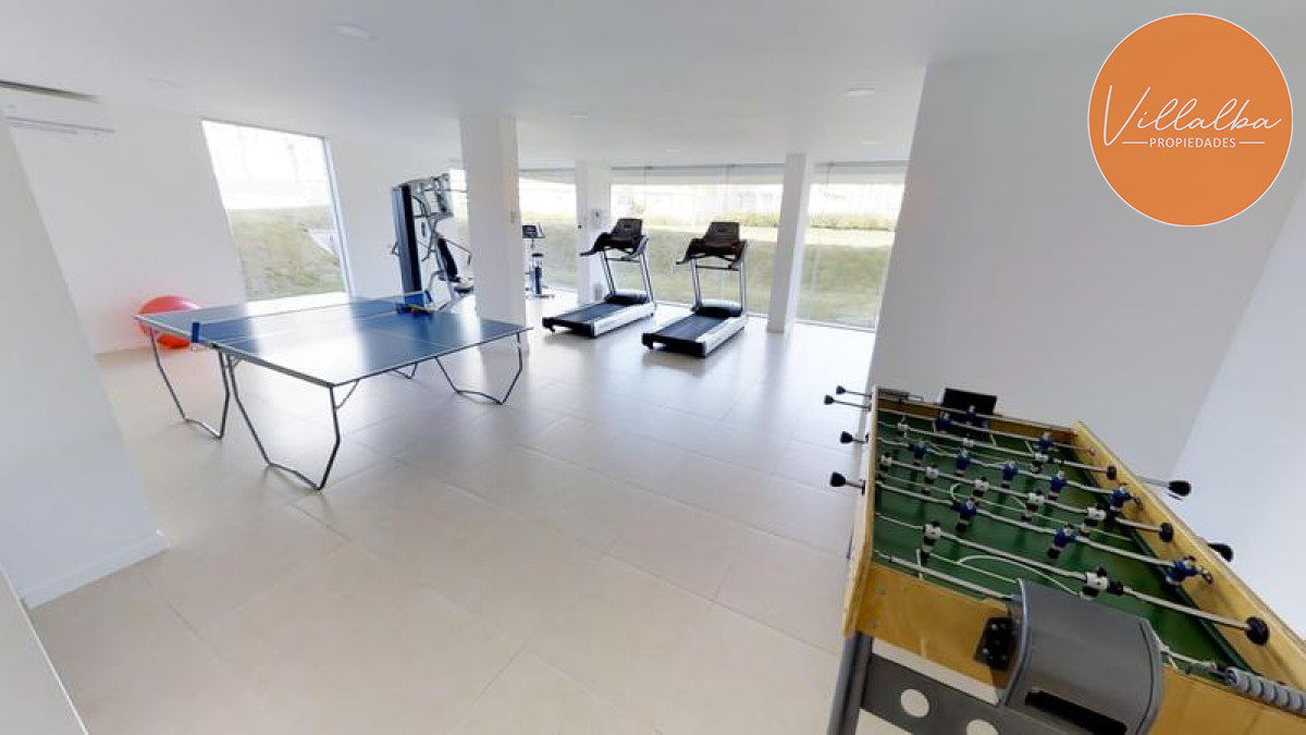 Apartamento ID.41 - Oportunidad Playa Mansa 3 dormitorios.