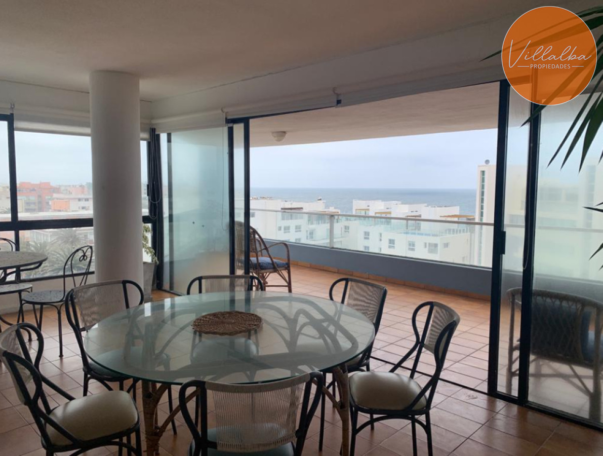 Apartamento ID.3618 - 3 suites + dependencia, 2 garajes. Vista espectacular