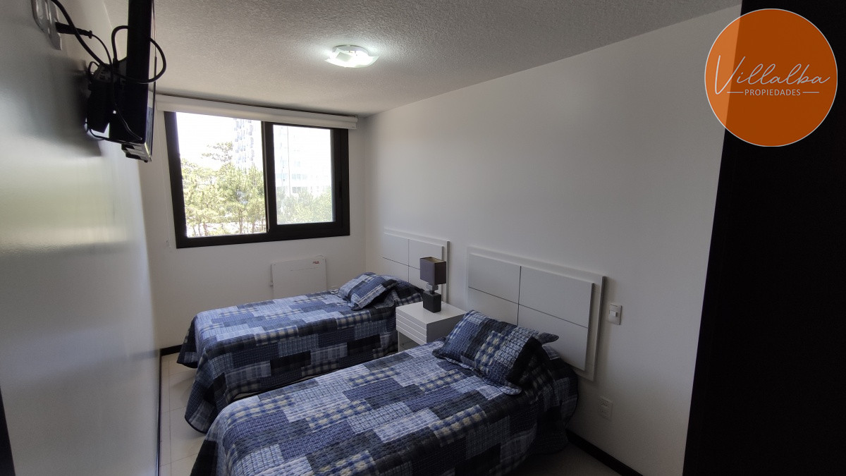 Apartamento ID.836 - Alquiler temporada! Edificio con servicios!