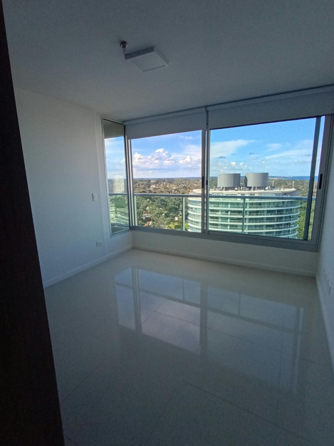 Apartamento de 3 dormitorios en Roosevelt 