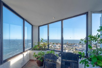 PUNTA DEL ESTE VENTA DEPARTAMENTO GARDEN TOWER 