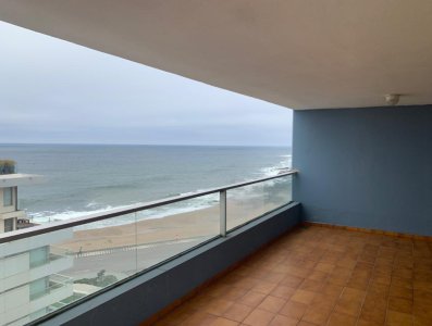 3 suites + dependencia, 2 garajes. Vista espectacular