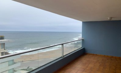 3 suites + dependencia, 2 garajes. Vista espectacular