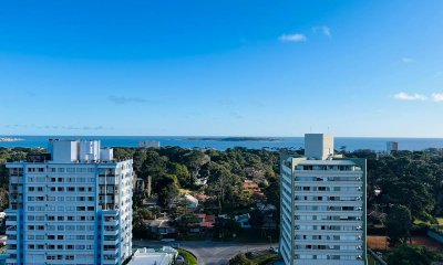 Green Life, Punta del Este. 2 dormitorios, 2 baños.