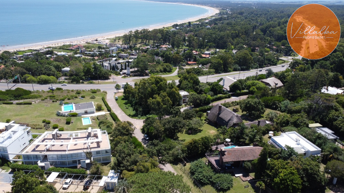 Lomo de la Ballena - GoPunta - Portal Inmobiliario de Punta del Este - Maldonado