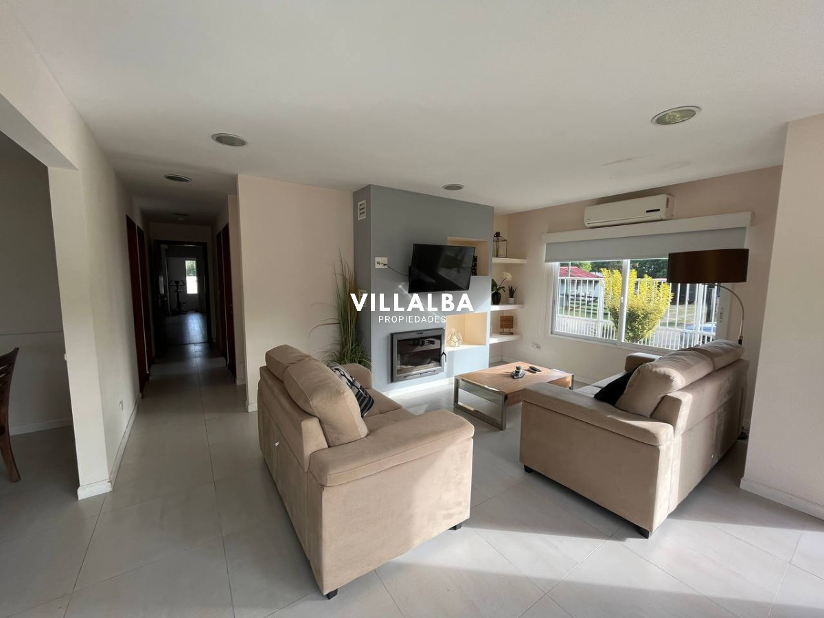 Casa ID.2188 - La barra, casa en venta Punta del Este.