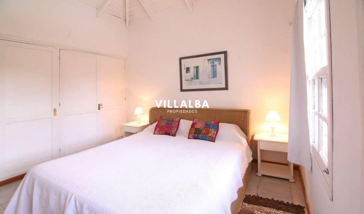 Apartamento ID.726 - Casa en La Barra de Maldonado.