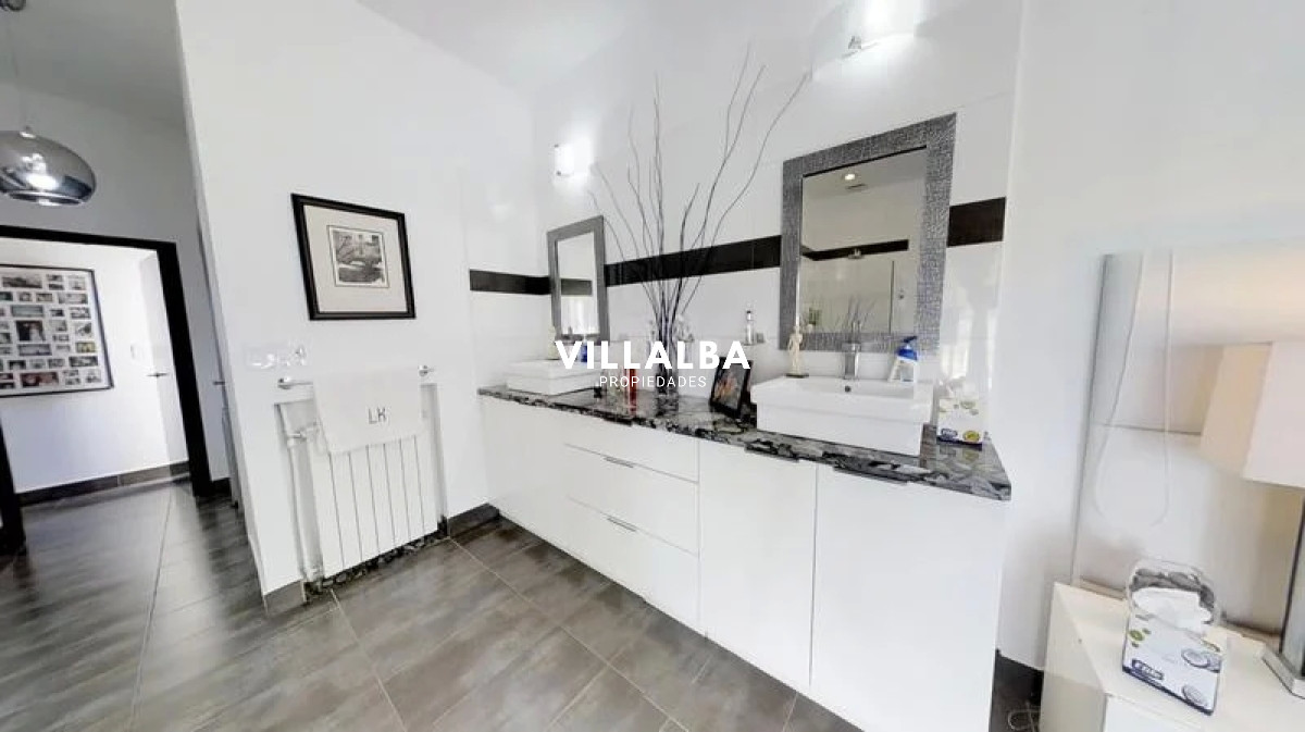 Apartamento ID.60 - Moderna casa en el bosque cerca del mar. 