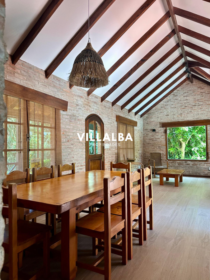 Casa ID.3356 - Alquiler temporada 4 dormitoros - piscina climatizada! 