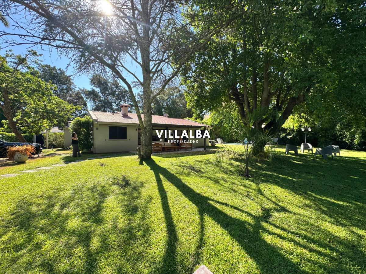 Casa ID.4019 - Casa zona residencial Punta del Este 