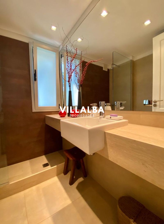 Apartamento ID.29 - Playa Brava,  esplendida casa en Venta. 