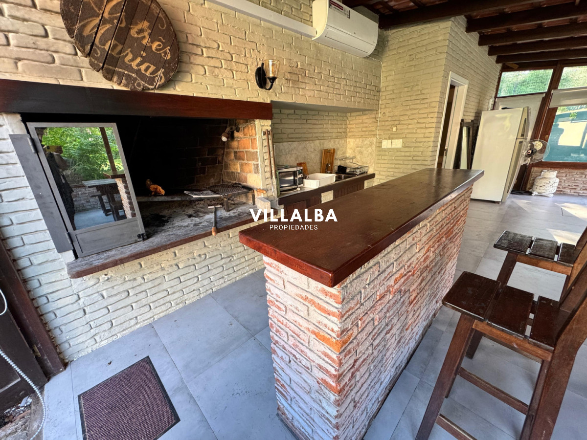 Casa ID.4019 - Casa zona residencial Punta del Este 