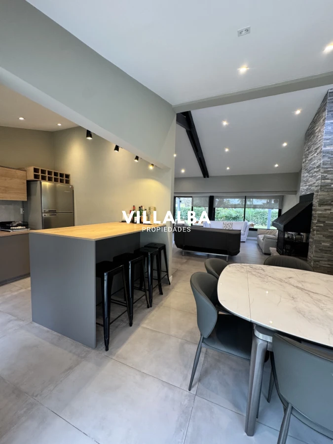 Casa ID.4019 - Venta - San Rafael 