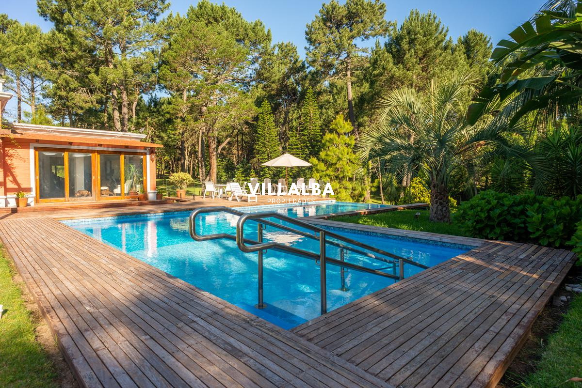 Casa ID.639 - Importante casa en venta