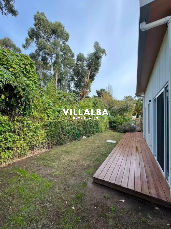 Casa ID.3557 - Casa en Venta Playa Brava. A estrenar ! 