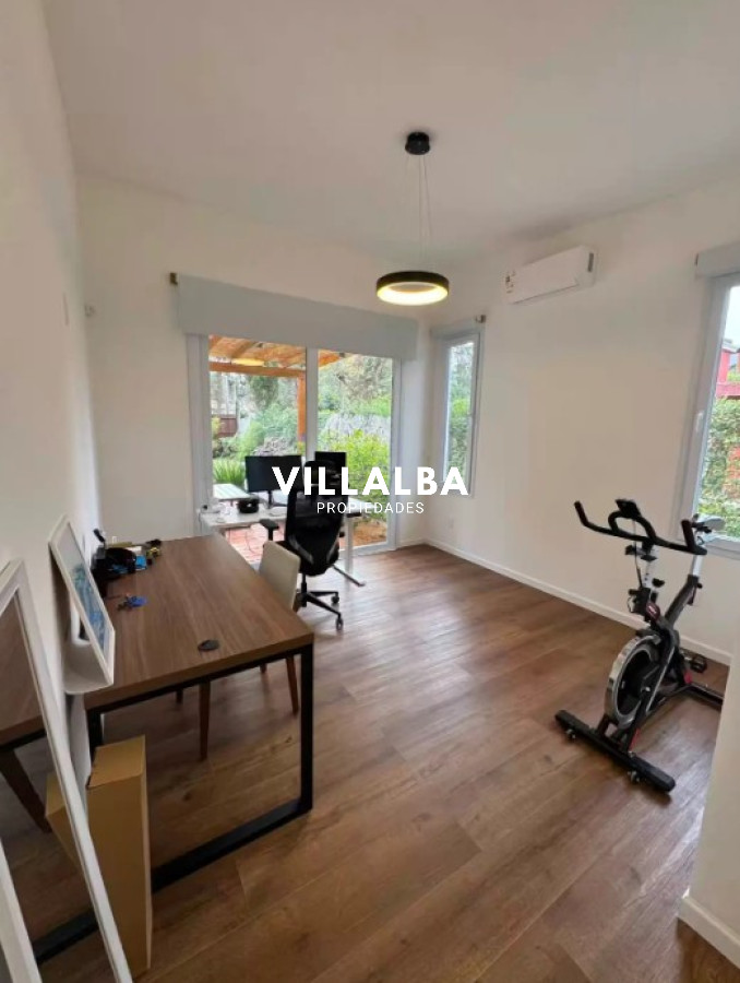 Casa ID.3557 - Casa en Venta Playa Brava. A estrenar ! 