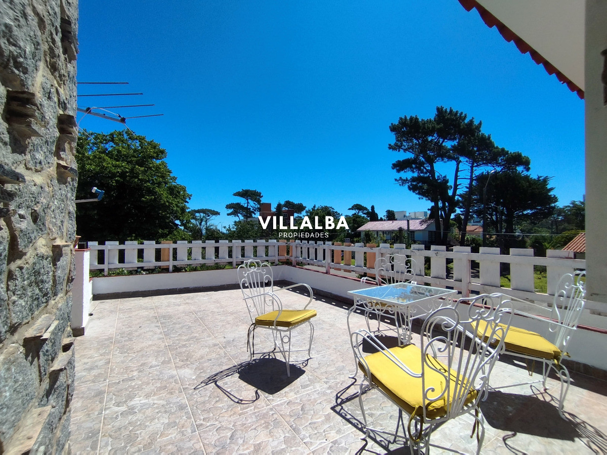 Apartamento ID.4086 - Alquiler y venta de casa en Punta del Este