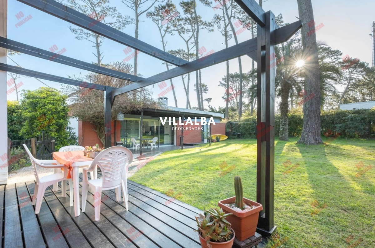 Casa ID.3051 - Oportunidad en venta 3 dormitorios, 3 baños. 