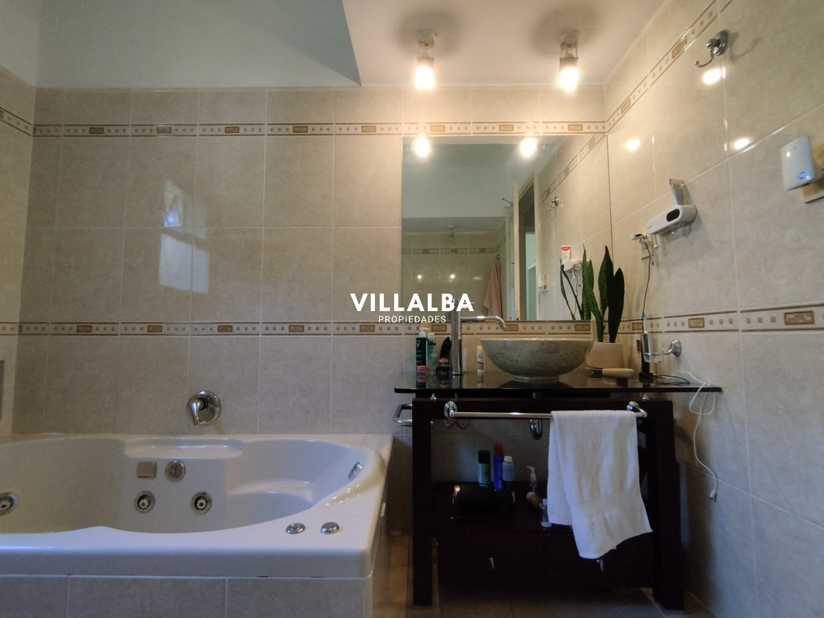 Apartamento ID.4086 - Alquiler y venta de casa en Punta del Este