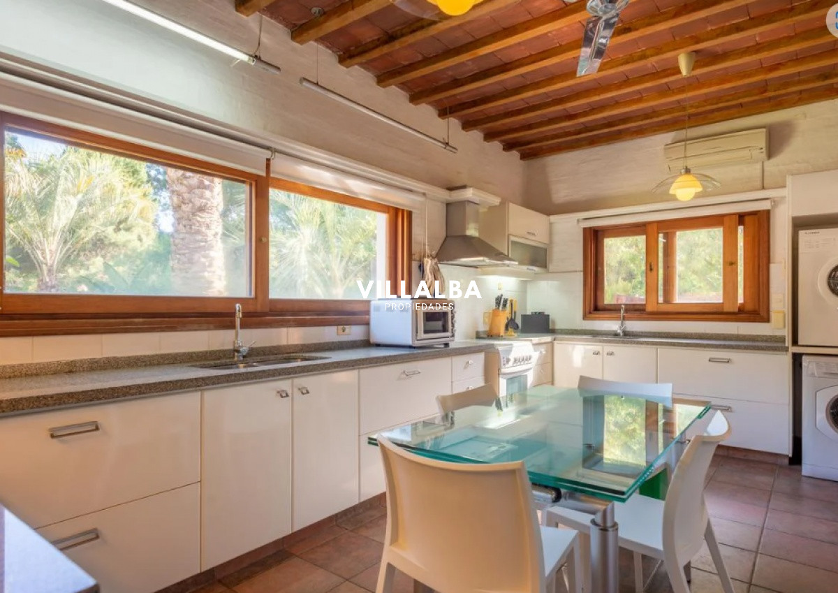 Casa ID.639 - Importante casa en venta