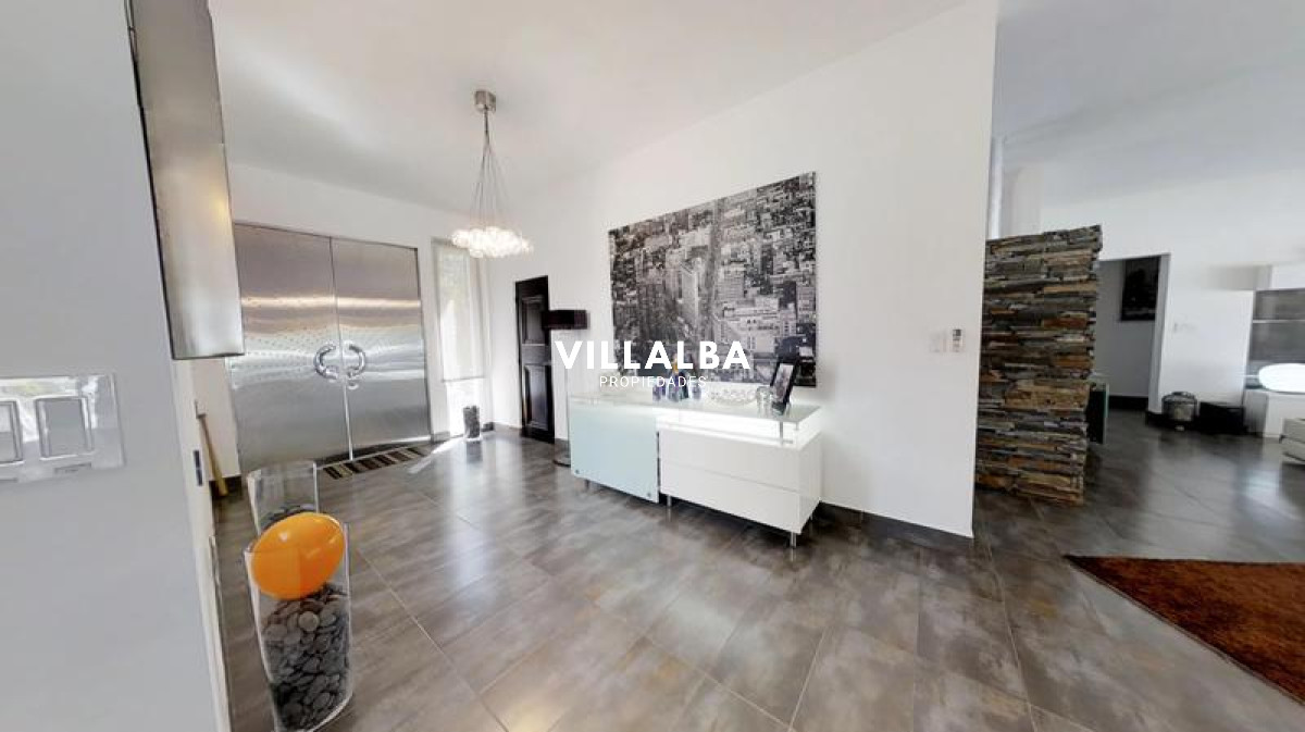 Apartamento ID.60 - Moderna casa en el bosque cerca del mar. 