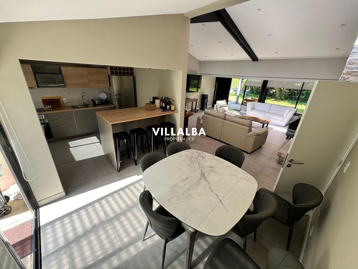 Casa ID.4019 - Casa zona residencial Punta del Este 