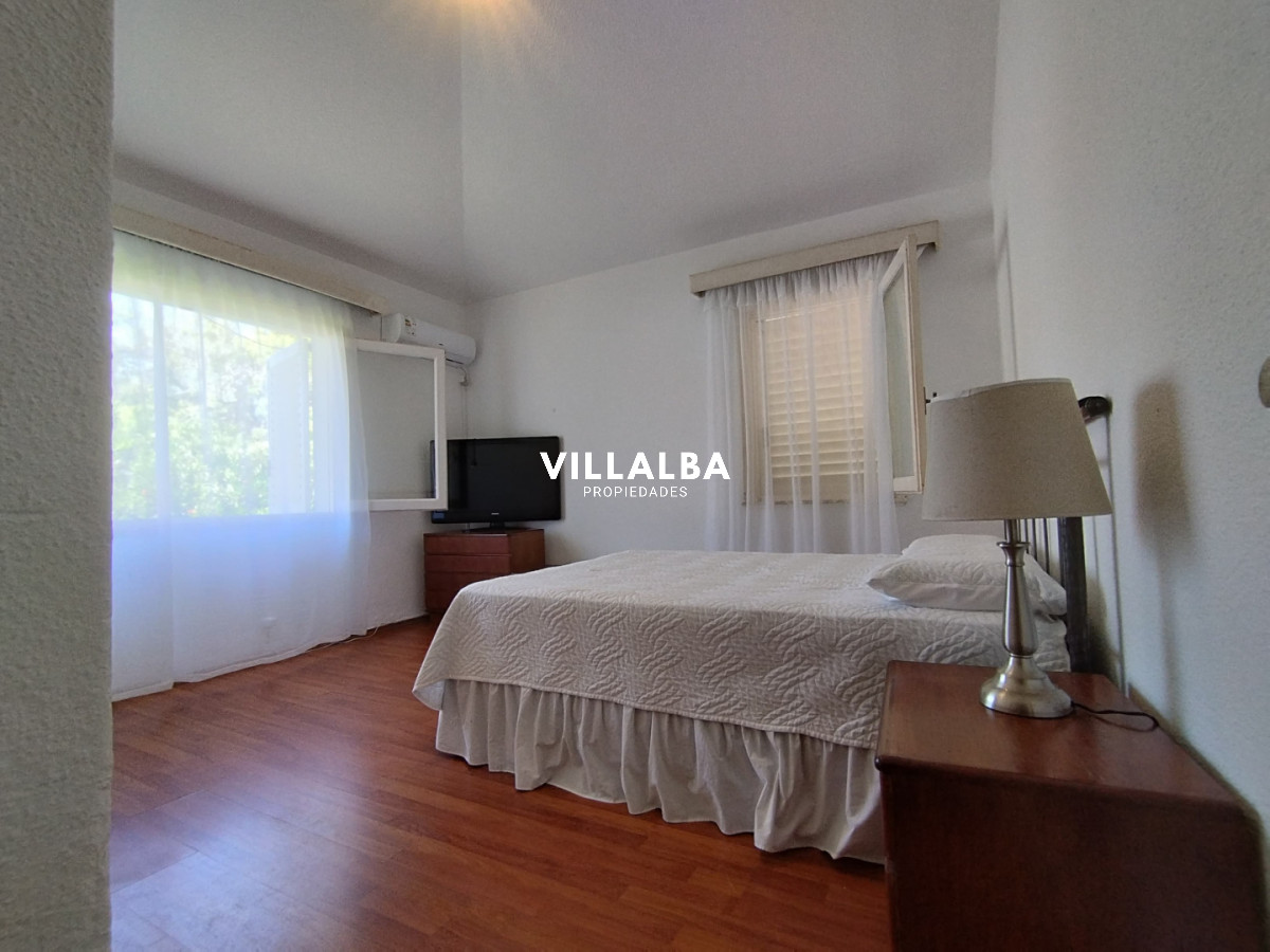 Apartamento ID.4086 - Alquiler y venta de casa en Punta del Este