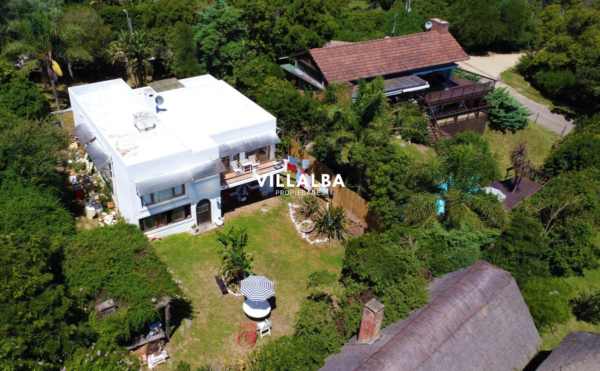 Casa ID.950 - Oportunidad para Construcción- 3 casas- 3 mil m2 