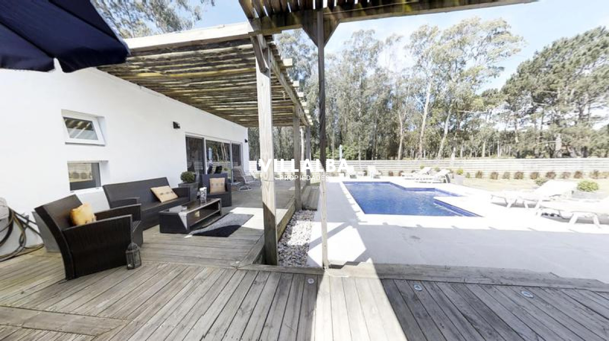 Apartamento ID.60 - Moderna casa en el bosque cerca del mar. 