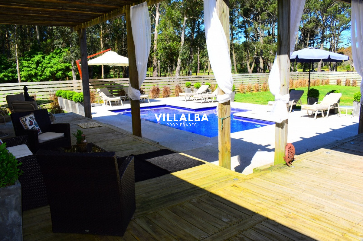 Apartamento ID.60 - Moderna casa en el bosque cerca del mar. 