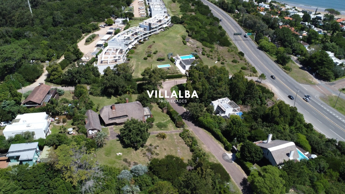 Casa ID.950 - Oportunidad para Construcción- 3 casas- 3 mil m2 