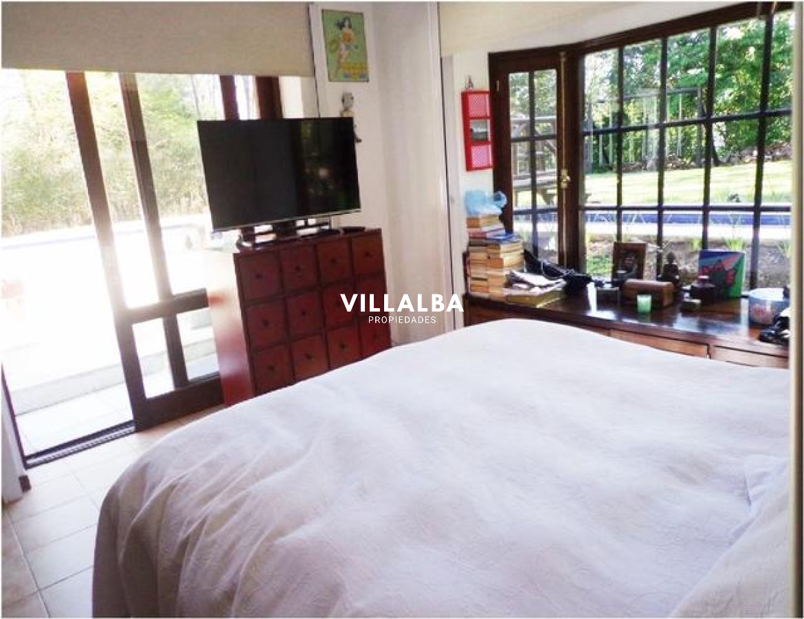 Apartamento ID.1880 - Importante Casa en Venta Punta del Este- Lugano