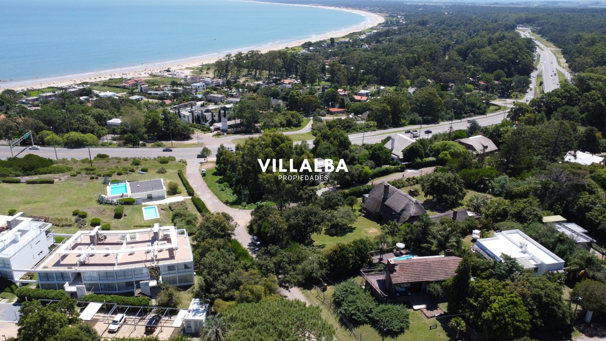 Casa ID.950 - Oportunidad para Construcción- 3 casas- 3 mil m2 