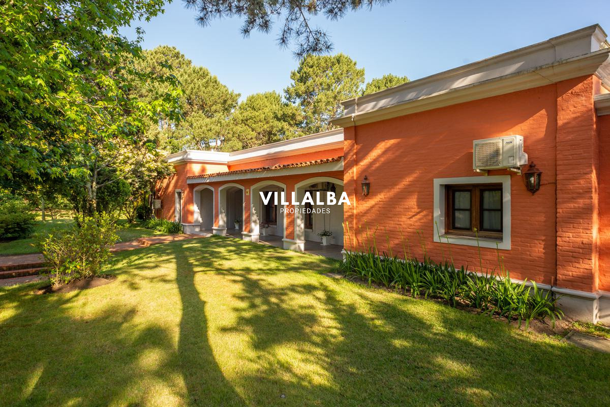 Casa ID.639 - Importante casa en venta