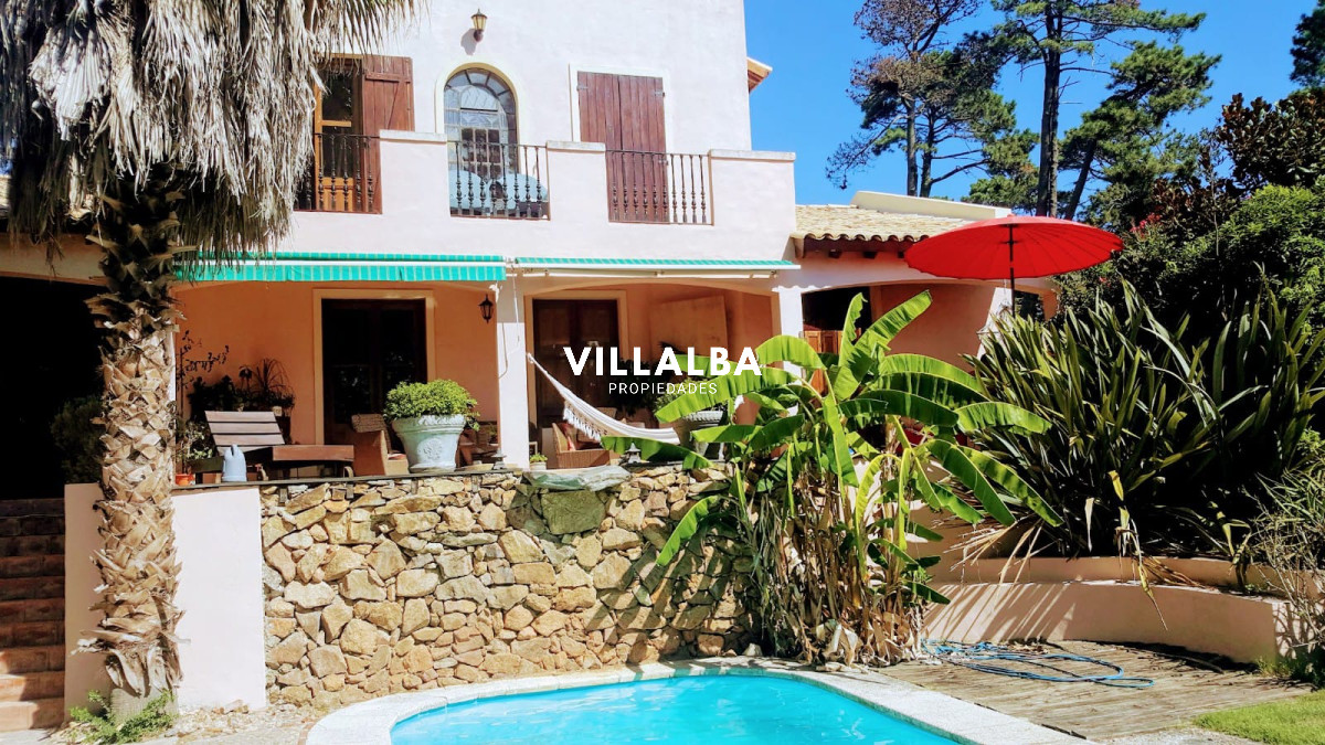 Casa ID.1164 - Hermosa casa en Jardines de Córdoba. 